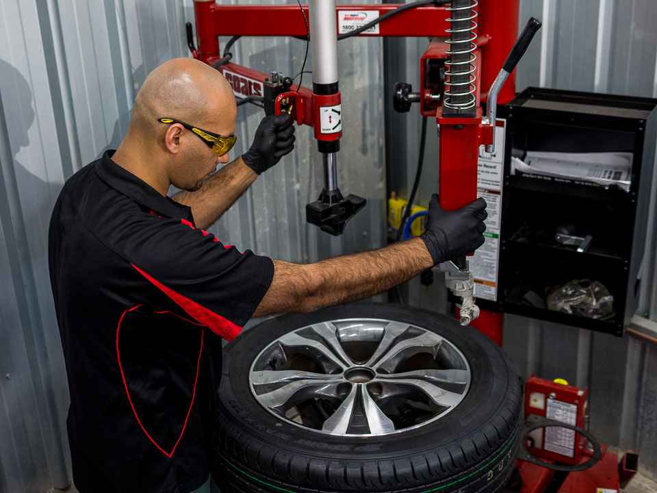 PB120106-1_11zon Tire & Wheel Service